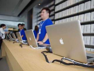 apple_20120124103117_640_480-10195