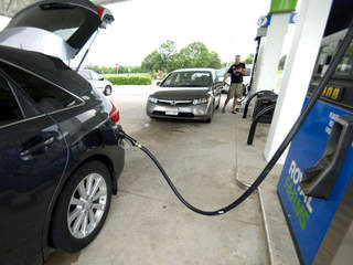 gasprices_20120223093215_640_480-10195