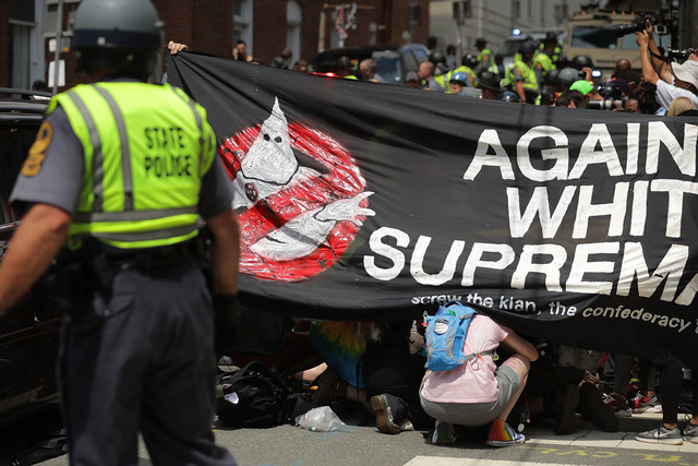 Confederate statue toppled in North Carolina during protest Confederate statue toppled in North Carolina during protest