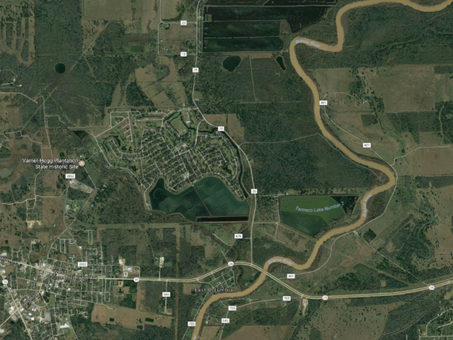 Area Levee Breaks, Residents Urged To Evacuate Immediately Area Levee Breaks, Residents Urged To Evacuate Immediately