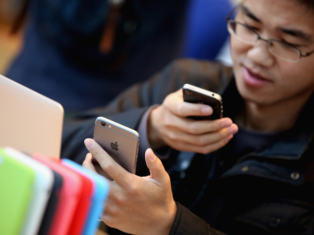 9 tech gadgets for teenagers headed back to school