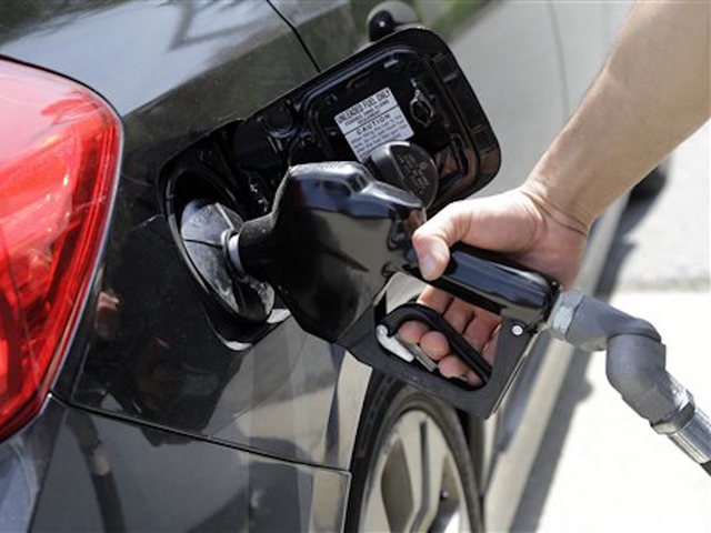 Cheap gas expected to increase summer travel