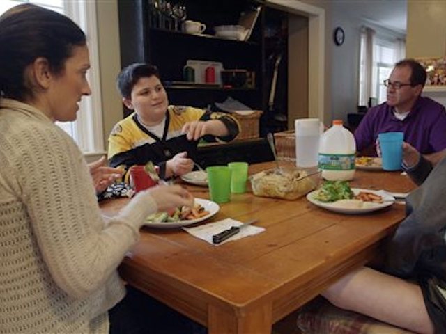 Panel: 40 million kids under 5 overweight