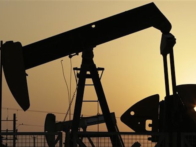 Oil leaders hope market has hit bottom, set to meet in Abu Dhabi