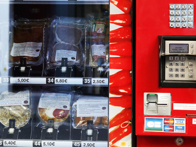 Meat vending machine debuts in France
