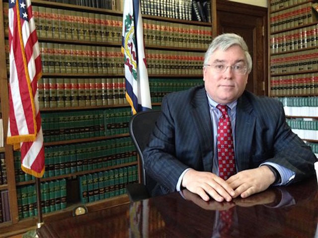 GOP star in WV fight for coal against EPA
