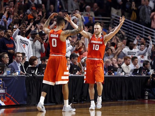 Syracuse shocks Virginia, rallies for win