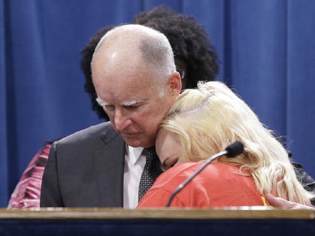 Calif. $15 wage could help workers, cost jobs