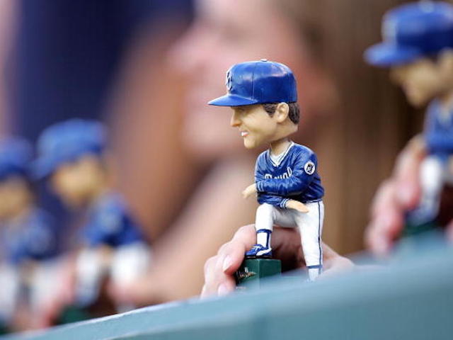 Top 10 baseball promotions for 2016