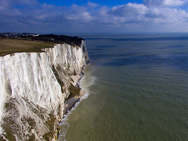 Copter saves a man who scaled cliff to propose