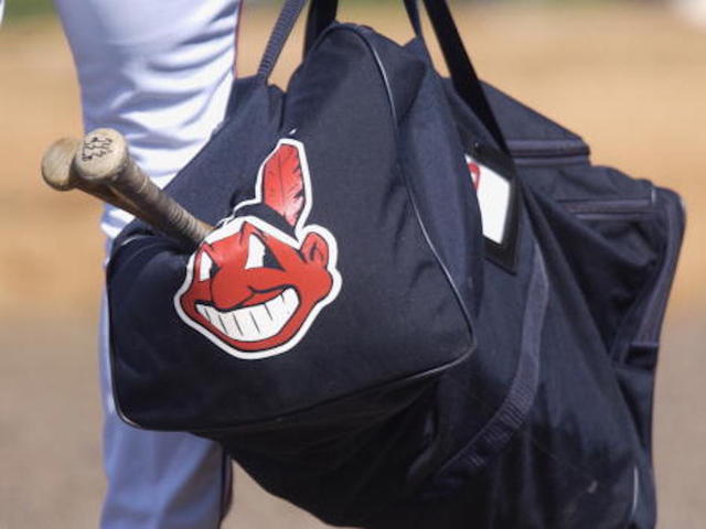 ESPN analyst causes stir with 'Caucasians' shirt