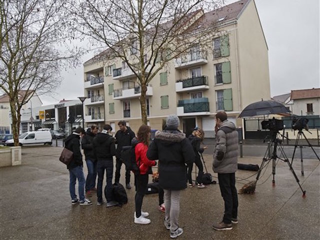 Suspected arms dealer for Paris attacks arrested