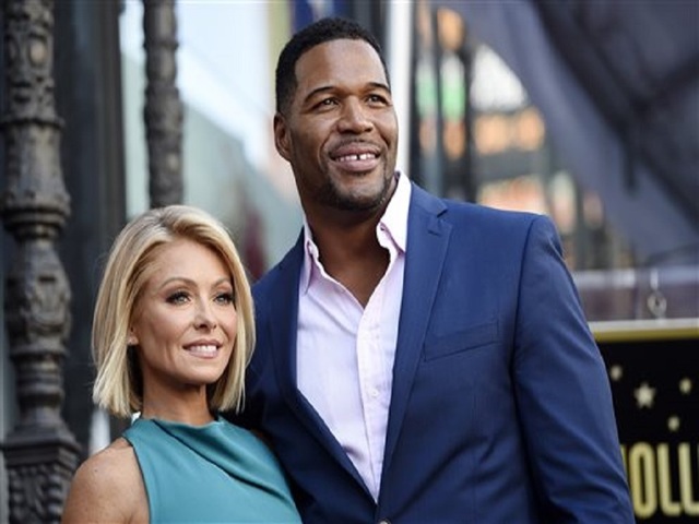 Kelly Ripa, Michael Strahan share Daytime Emmy