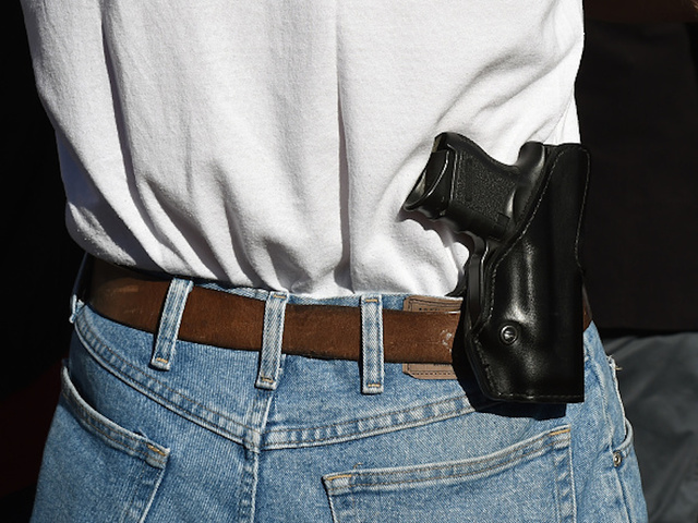 Tennessee law allows college staff to carry guns