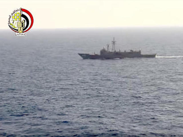 Experts: Possible scenarios for EgyptAir crash