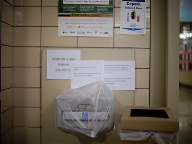 Lead found: Oregon schools get bottled water