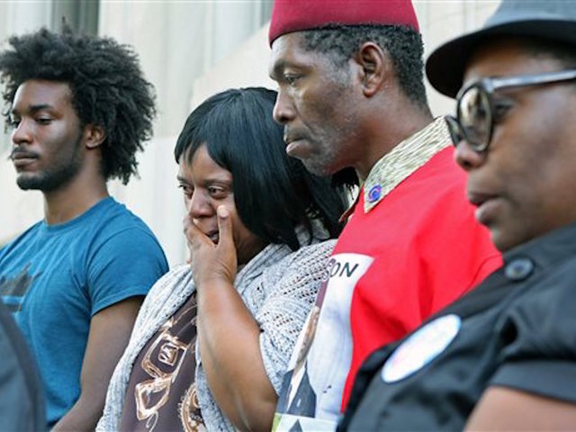 St. Louis cops won't be charged in shooting