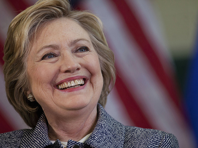 Clinton officially named Democratic nominee