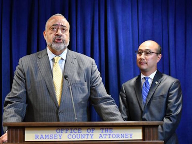 Special prosecutor to help in Minnesota police killing case