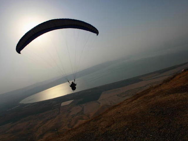 Men killed in California skydiving jump; bodies in vineyard