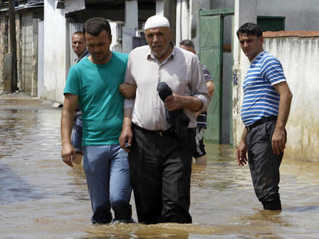 Severe floods in Macedonia leave 21 dead, six missing