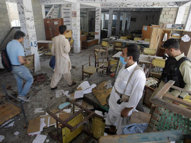 Pakistan sees attack at Christian colony, court bombing