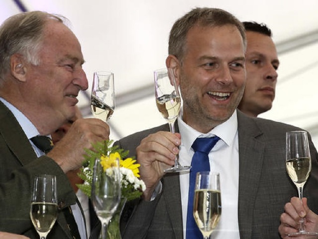German state vote: Nationalists overtake Merkel party