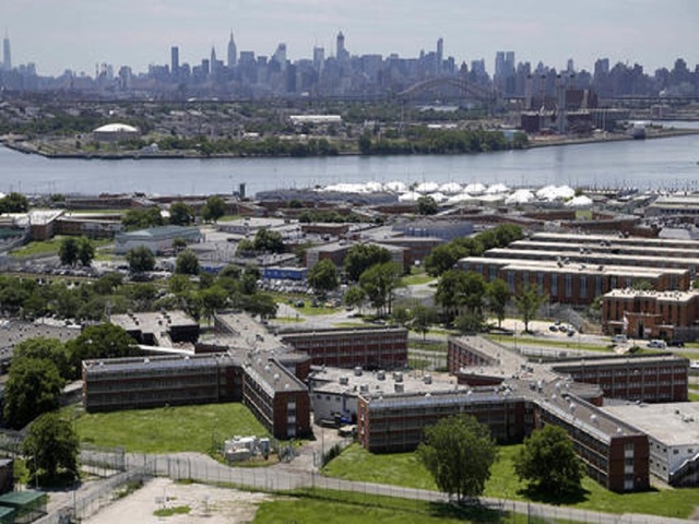 Inmates assault 2 Rikers correction officers, officials say