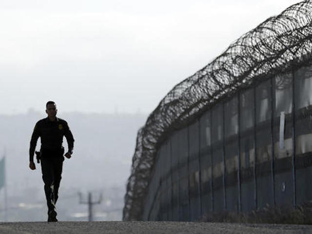 Half of illegal immigrants entering from Mexican border were caught last year