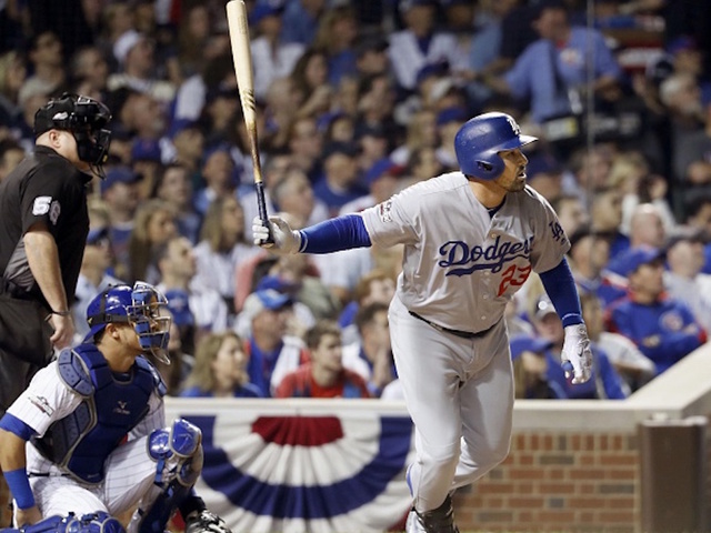 Dodgers star Adrian Gonzalez dodges stay in Trump hotel with teammates