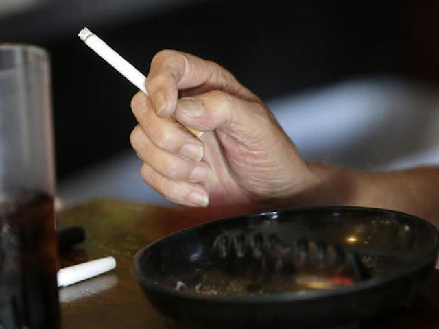 'Social smokers' and daily smokers have similar heart health risk, report says