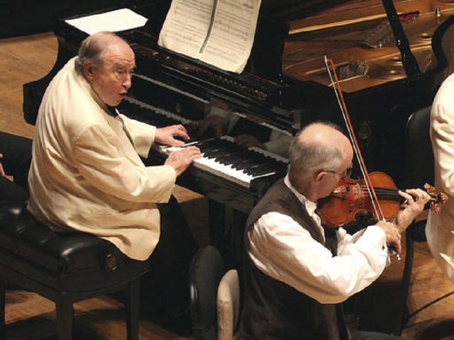 Famed pianist, 92, to perform in Boston after heart surgery