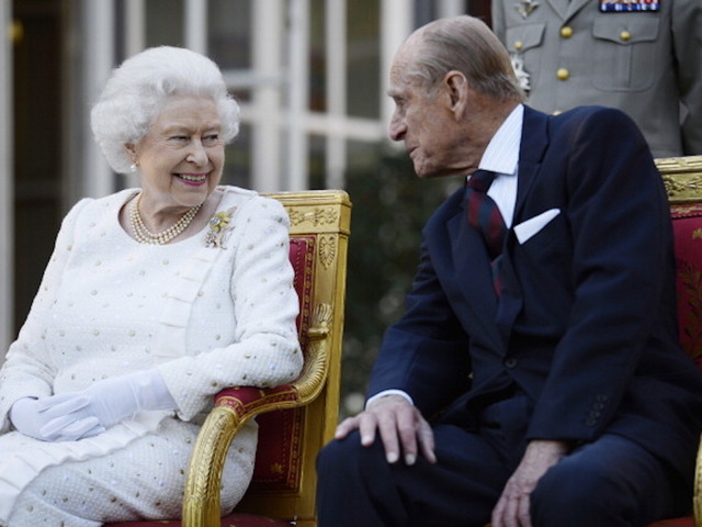 Queen Elizabeth forced to miss Christmas Day church service