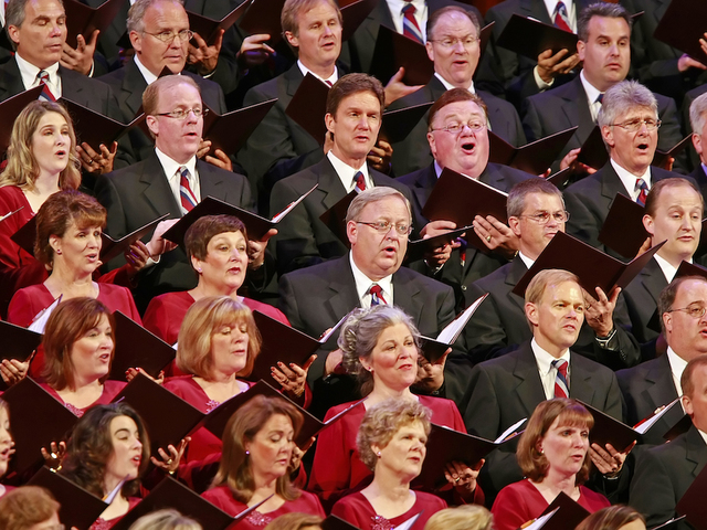 Mormon Tabernacle Choir member quits, refuses to sing at Donald Trump's inauguration