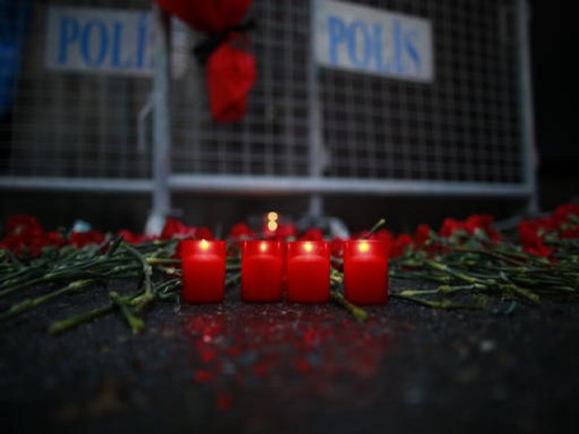WNBA players were near site of Istanbul attack, coach says