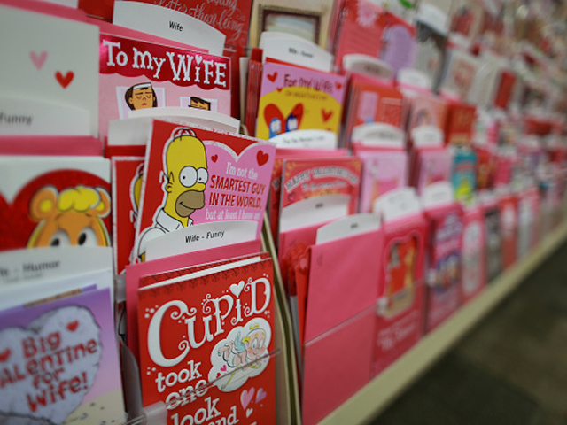 Ill Colorado woman requesting cards from across the nation