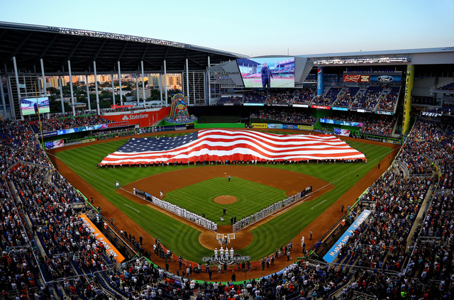 Miami Marlins requiring American-born players, coaches to learn Spanish