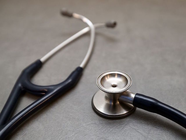 Mother dies in Illinois nursing home after nurse reads chart wrong, family alleges