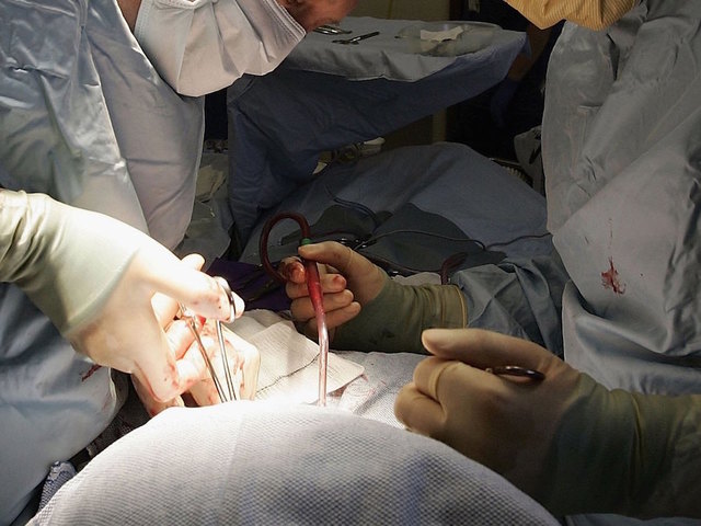 Woman gets kidney donation from stranger who read Facebook post