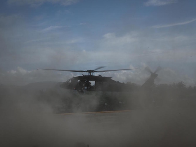 Search suspended for 5 in Army helicopter crash near Oahu