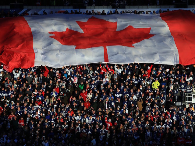 Canada sees surge in asylum seekers crossing from US