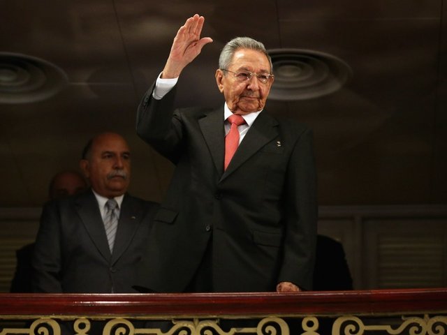 Raul Castro apparently to stay on as Cuban president longer than expected Raul Castro apparently to stay on as Cuban president longer than expected