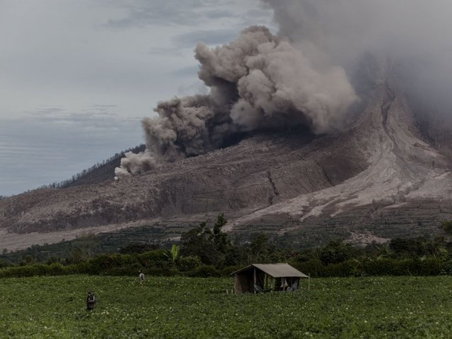 Indonesia's Sinabung Volcano Unleashes a Towering Ash Column Indonesia's Sinabung Volcano Unleashes a Towering Ash Column